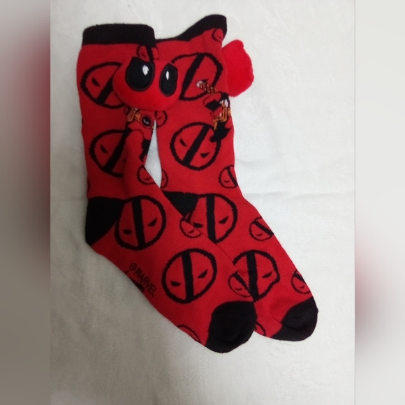 Deadpool Backpack - Picture 2 of 6